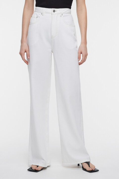 Джинсы-трубы wide leg широкие с высокой посадкой, Белый, Джинсы-трубы wide leg широкие с высокой посадкой
Джинсы-трубы wide leg широкие с высокой посадкой, Белый, Джинсы-трубы wide leg широкие с высокой посадкой