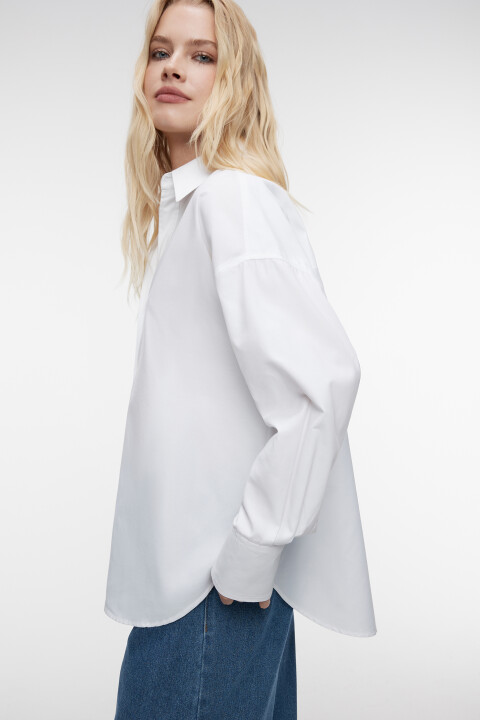 Рубашка oversize белая с золотистыми пуговицами, Белый, Рубашка oversize белая с золотистыми пуговицами
Рубашка oversize белая с золотистыми пуговицами, Белый, Рубашка oversize белая с золотистыми пуговицами