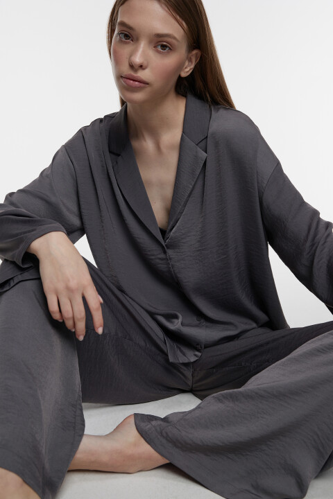 Блузка oversize домашняя сатиновая с длинным рукавом, Серый, Блузка oversize домашняя сатиновая с длинным рукавом
Блузка oversize домашняя сатиновая с длинным рукавом, Серый, Блузка oversize домашняя сатиновая с длинным рукавом