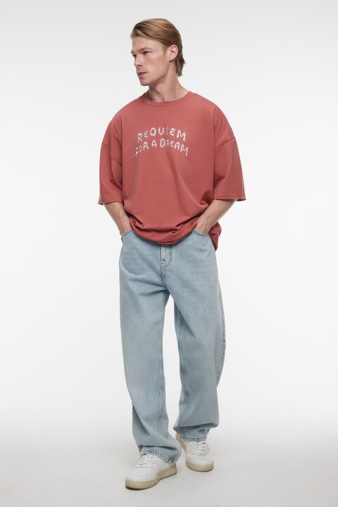 Футболка oversize с открытыми срезами и принтом-вышивкой, Красный, Футболка oversize с открытыми срезами и принтом-вышивкой
Футболка oversize с открытыми срезами и принтом-вышивкой, Красный, Футболка oversize с открытыми срезами и принтом-вышивкой