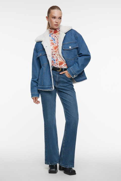 Куртка джинсовая oversize с меховой подкладкой и воротом, Голубой, Куртка джинсовая oversize с меховой подкладкой и воротом
Куртка джинсовая oversize с меховой подкладкой и воротом, Голубой, Куртка джинсовая oversize с меховой подкладкой и воротом