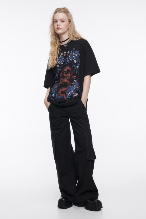 Футболка oversize с драконом и надписью, Черный, Футболка oversize с драконом и надписью
Футболка oversize с драконом и надписью, Черный, Футболка oversize с драконом и надписью