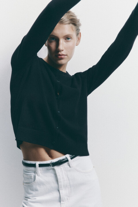 Кардиган тонкой вязки с круглым вырезом, Черный, Кардиган тонкой вязки с круглым вырезом
Кардиган тонкой вязки с круглым вырезом, Черный, Кардиган тонкой вязки с круглым вырезом