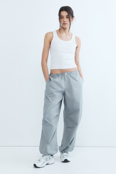 Брюки-парашюты с низкой посадкой, Серый, Брюки-парашюты с низкой посадкой
Брюки-парашюты с низкой посадкой, Серый, Брюки-парашюты с низкой посадкой