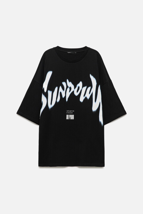 Футболка oversize с принтом в стиле гранж, Черный, Футболка oversize с принтом в стиле гранж
Футболка oversize с принтом в стиле гранж, Черный, Футболка oversize с принтом в стиле гранж