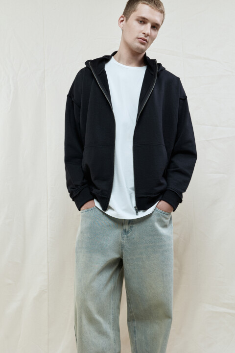 Худи-зипка oversize из футера с капюшоном, Черный, Худи-зипка oversize из футера с капюшоном
Худи-зипка oversize из футера с капюшоном, Черный, Худи-зипка oversize из футера с капюшоном