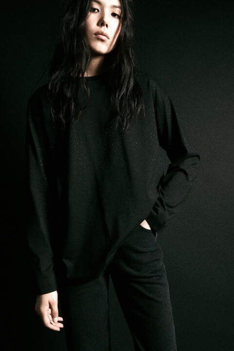 Лонгслив oversize хлопковый со стразами, Черный, Лонгслив oversize хлопковый со стразами
Лонгслив oversize хлопковый со стразами, Черный, Лонгслив oversize хлопковый со стразами