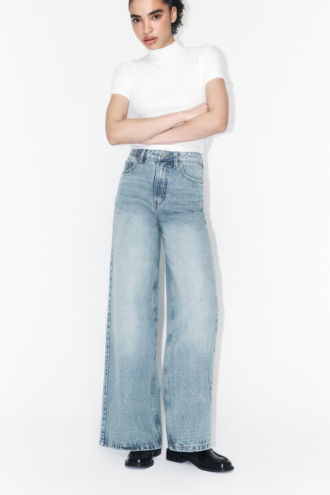 Джинсы wide leg широкие с высокой посадкой, Синий, Джинсы wide leg широкие с высокой посадкой
Джинсы wide leg широкие с высокой посадкой, Синий, Джинсы wide leg широкие с высокой посадкой