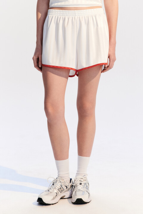 Шорты спортивные атласные, Ванильный, Шорты спортивные атласные
Шорты спортивные атласные, Ванильный, Шорты спортивные атласные