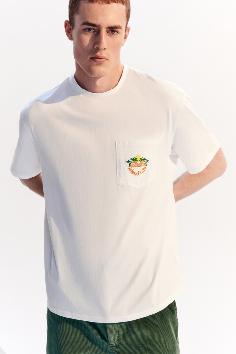 Футболка oversize с карманом и принтом, Белый, Футболка oversize с карманом и принтом
Футболка oversize с карманом и принтом, Белый, Футболка oversize с карманом и принтом