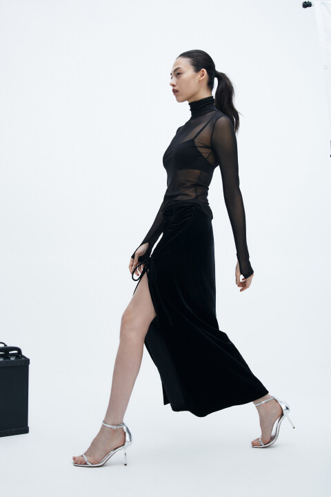 Юбка макси бархатная с драпировкой, Черный, Юбка макси бархатная с драпировкой
Юбка макси бархатная с драпировкой, Черный, Юбка макси бархатная с драпировкой