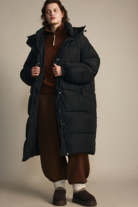 Пальто стеганое с теплым капюшоном, Черный, Пальто стеганое с теплым капюшоном
Пальто стеганое с теплым капюшоном, Черный, Пальто стеганое с теплым капюшоном