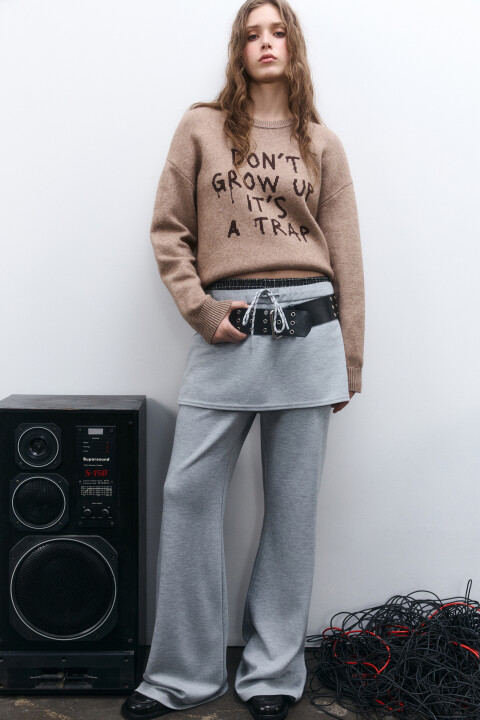 Брюки клеш трикотажные с баской, Серый, Брюки клеш трикотажные с баской
Брюки клеш трикотажные с баской, Серый, Брюки клеш трикотажные с баской