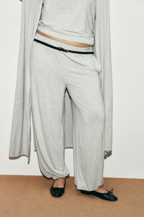 Брюки-джоггеры вискозные на резинке, Серый, Брюки-джоггеры вискозные на резинке
Брюки-джоггеры вискозные на резинке, Серый, Брюки-джоггеры вискозные на резинке