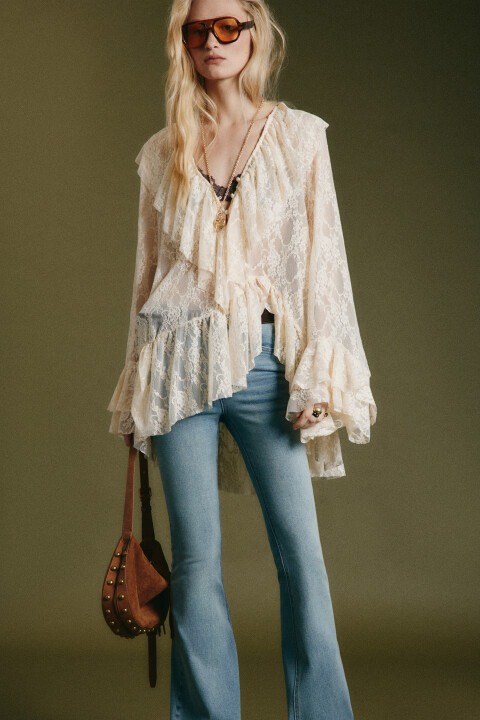 Блузка-туника кружевная с воланами, Молочный, Блузка-туника кружевная с воланами
Блузка-туника кружевная с воланами, Молочный, Блузка-туника кружевная с воланами