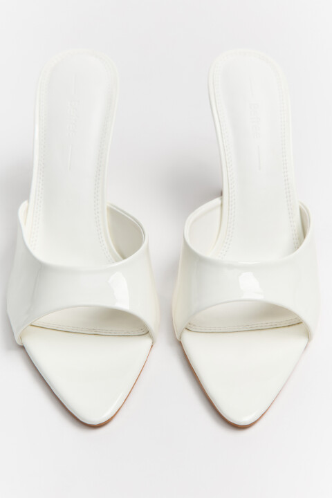 Туфли-сабо с открытым носом на каблуке, Молочный, Туфли-сабо с открытым носом на каблуке
Туфли-сабо с открытым носом на каблуке, Молочный, Туфли-сабо с открытым носом на каблуке