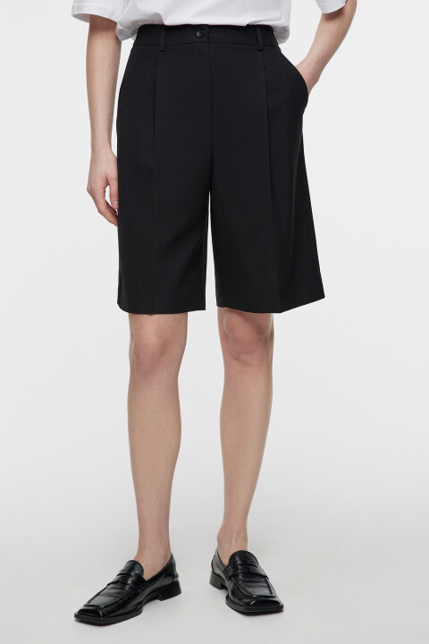Шорты Bermudas костюмные со средней посадкой, Черный, Шорты Bermudas костюмные со средней посадкой
Шорты Bermudas костюмные со средней посадкой, Черный, Шорты Bermudas костюмные со средней посадкой