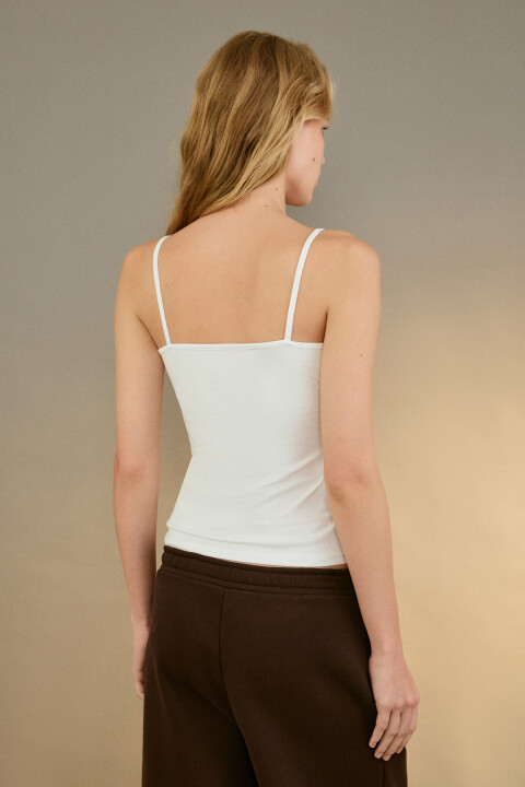 Майка MEGAN базовая на тонких бретелях, Белый, Майка MEGAN базовая на тонких бретелях 
Майка MEGAN базовая на тонких бретелях, Белый, Майка MEGAN базовая на тонких бретелях