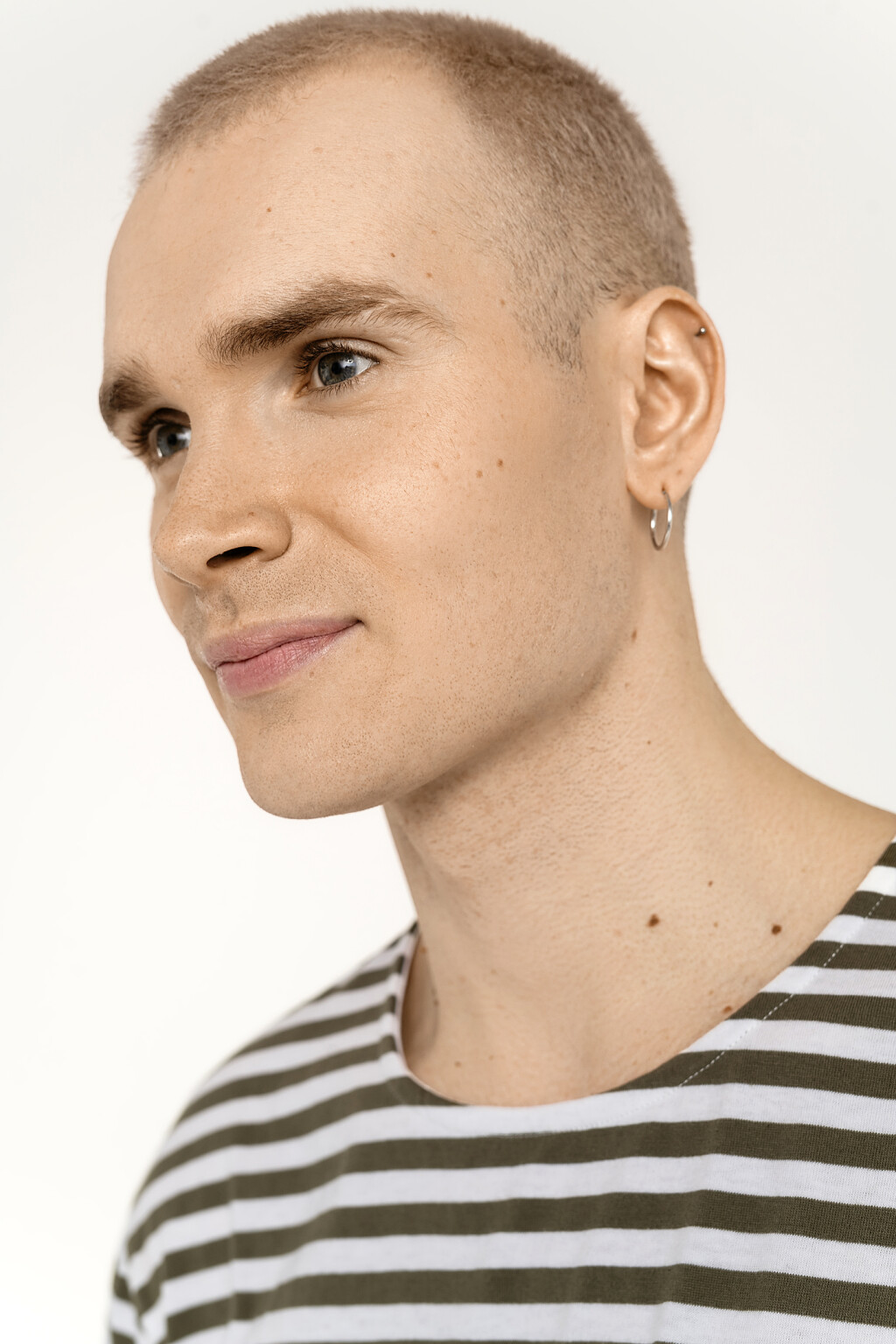 футболка хлопковая в полоску с нагрудным карманом - цвет зеленый - 2