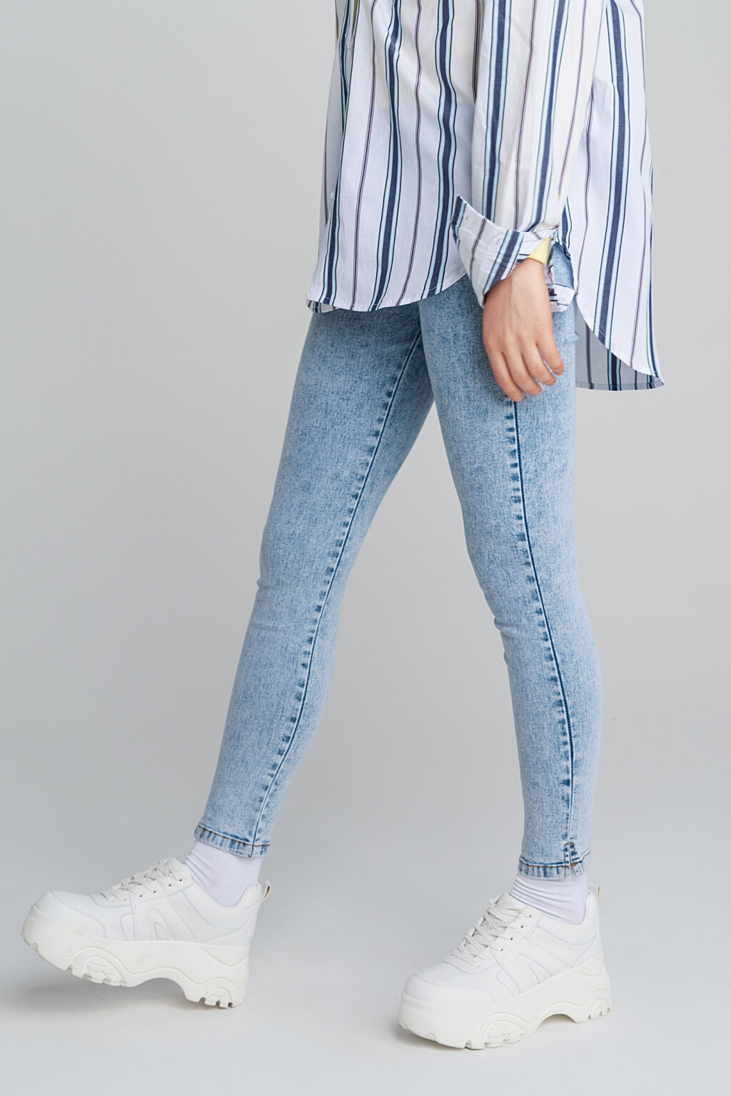 джинсы skinny с высокой посадкой - цвет голубой - 4