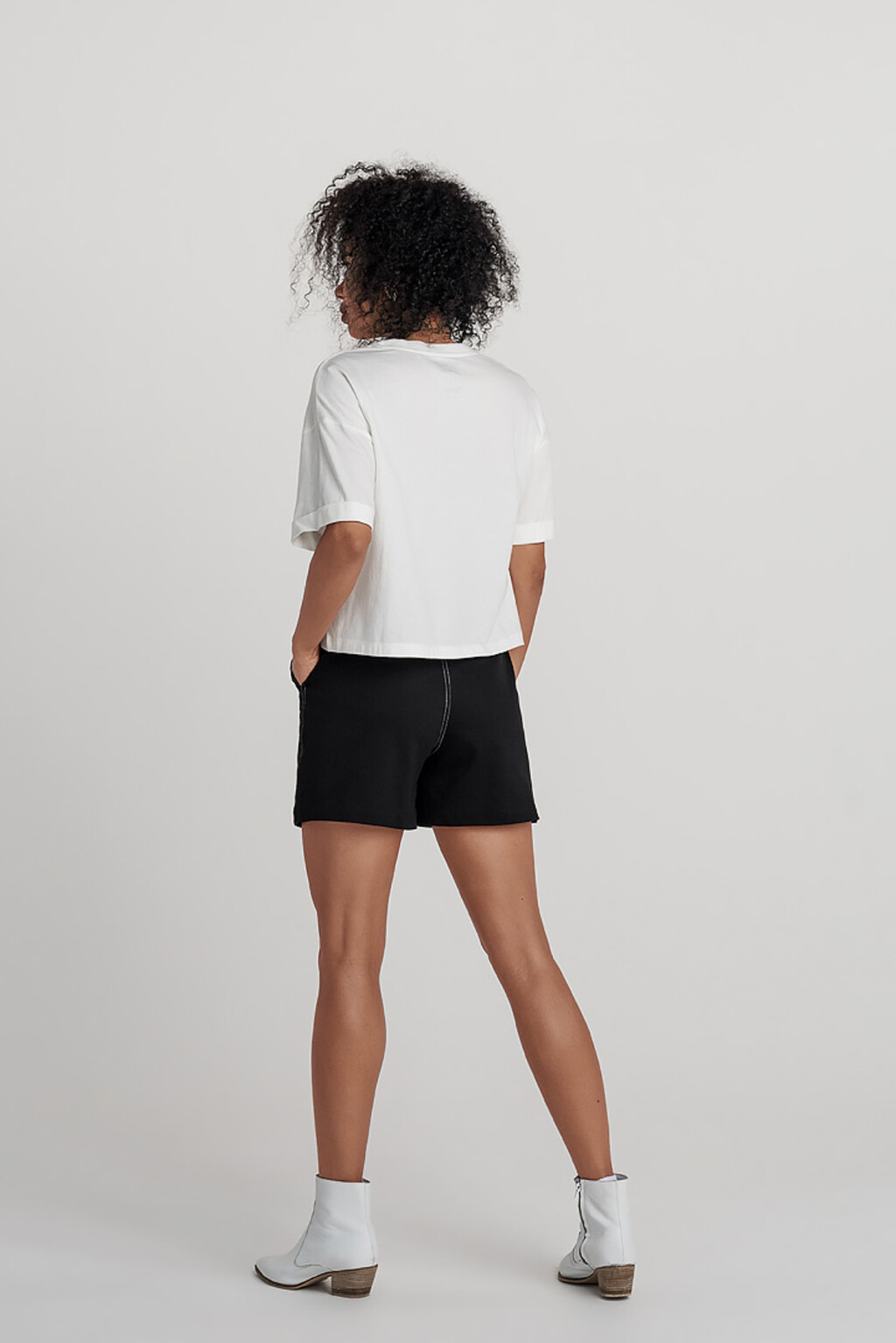 Футболка женская 1931170417, цвет: коричневый по цене 599 ...