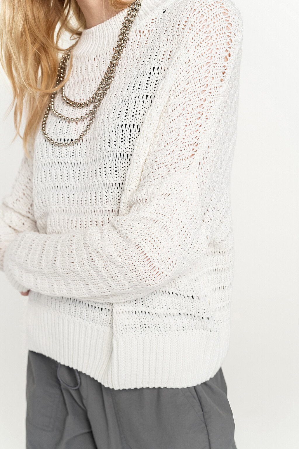 джемпер вязаный ажурный со спущенной линией плеча - цвет белый - 5