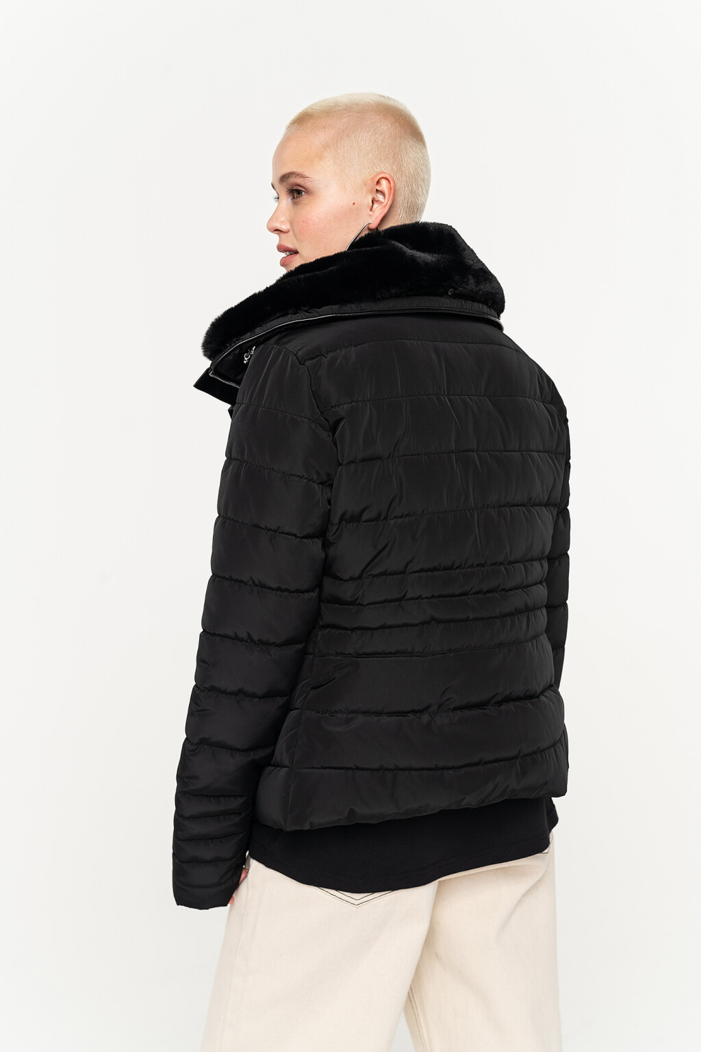 куртка дутая стеганая с воротником из искусственного меха - цвет черный - 4