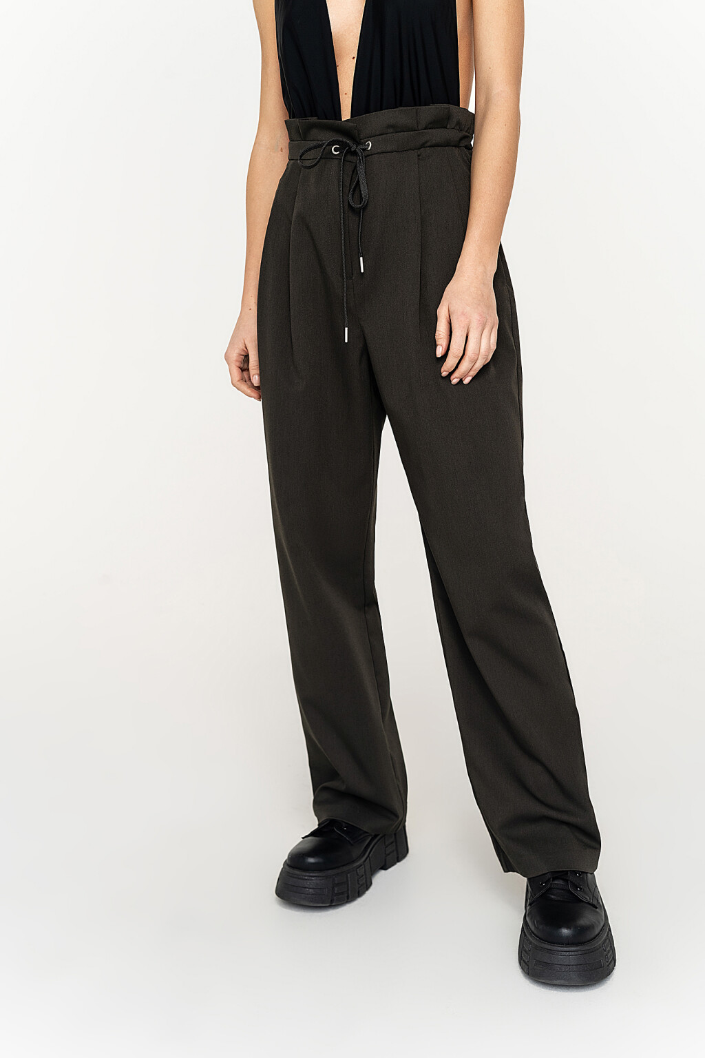 брюки paperbag свободного кроя с кулиской на поясе - цвет зеленый - 5