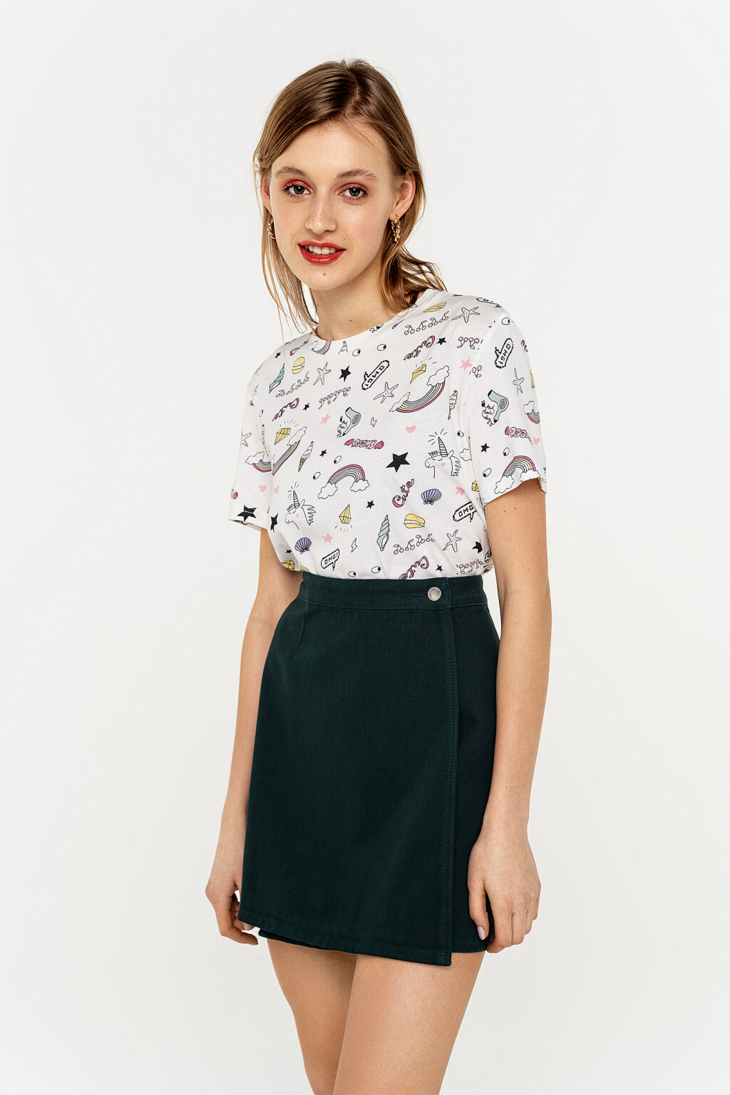 футболка укороченная с принтом - цвет белый - 3