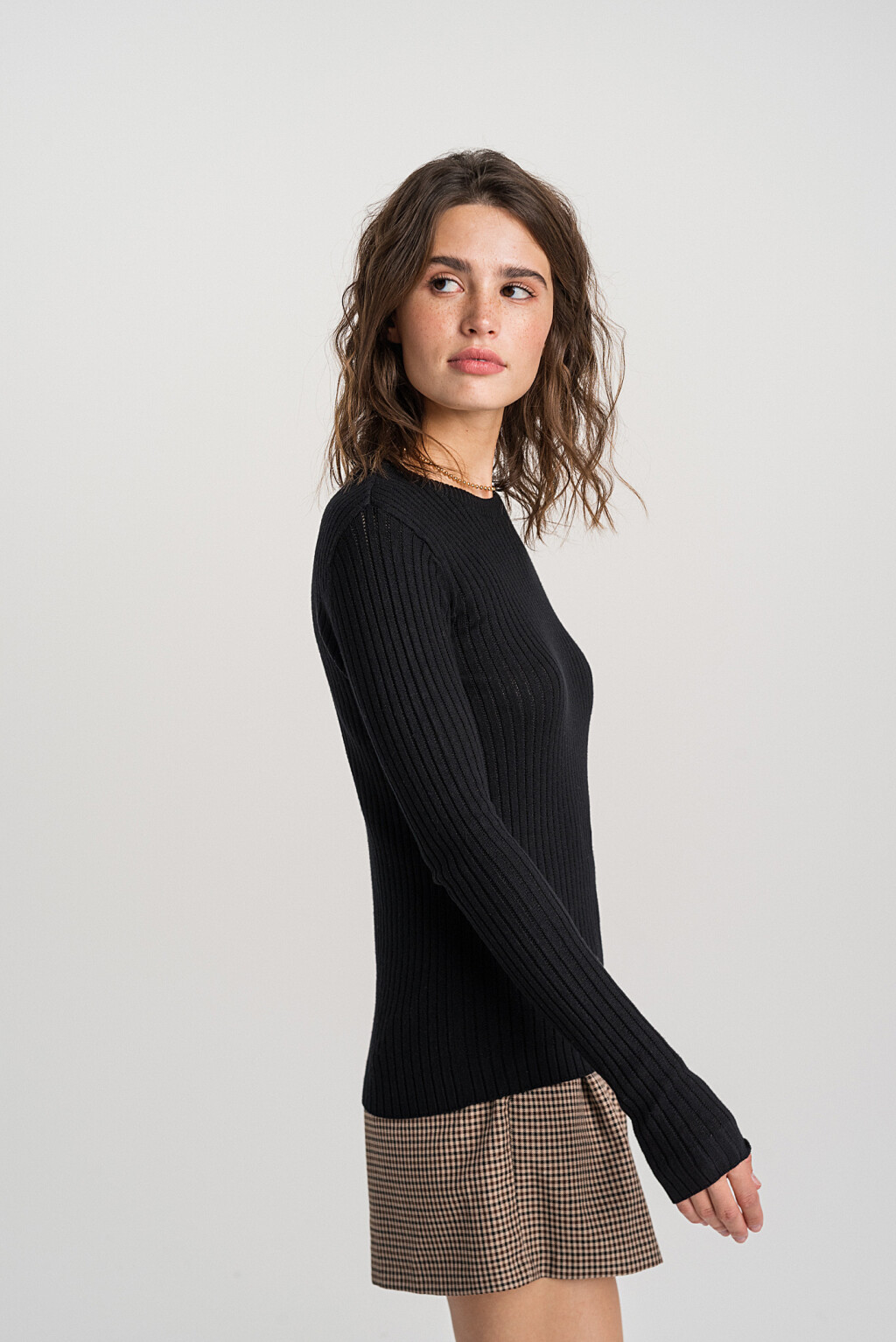 джемпер женский - цвет черный - 4