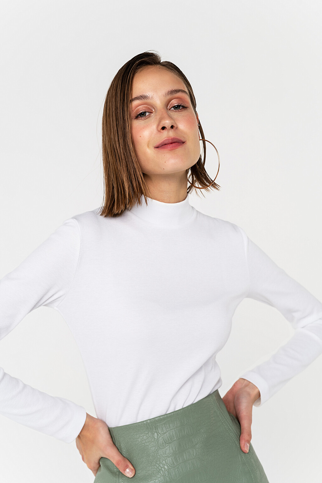 свитер женский - цвет белый - 1