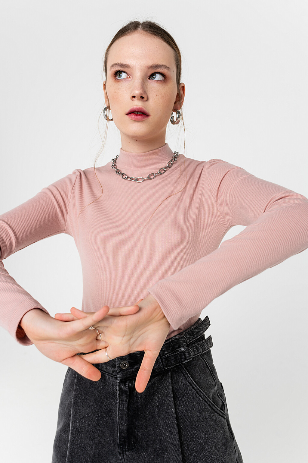 свитер женский - цвет розовый - 2