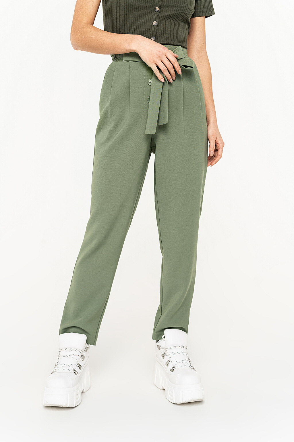 брюки-бананы с резинкой и завязками на поясе - цвет зеленый - 5