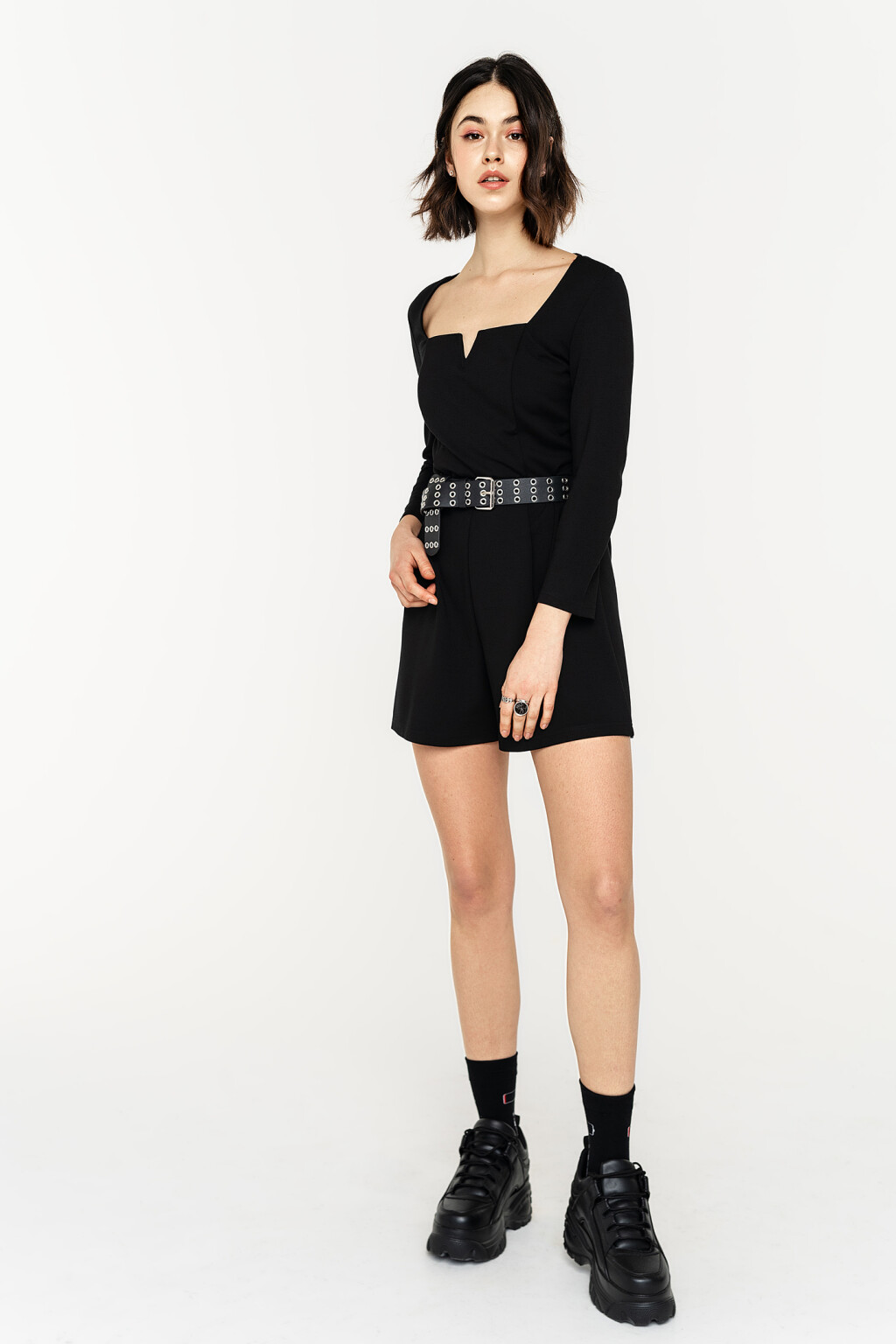 комбинезон короткий с квадратным вырезом и рукавами 3/4 - цвет черный - 1