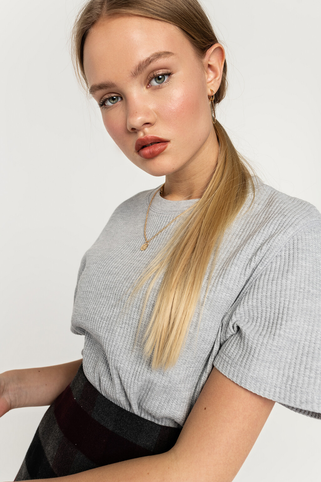 футболка женская - цвет серый - 2