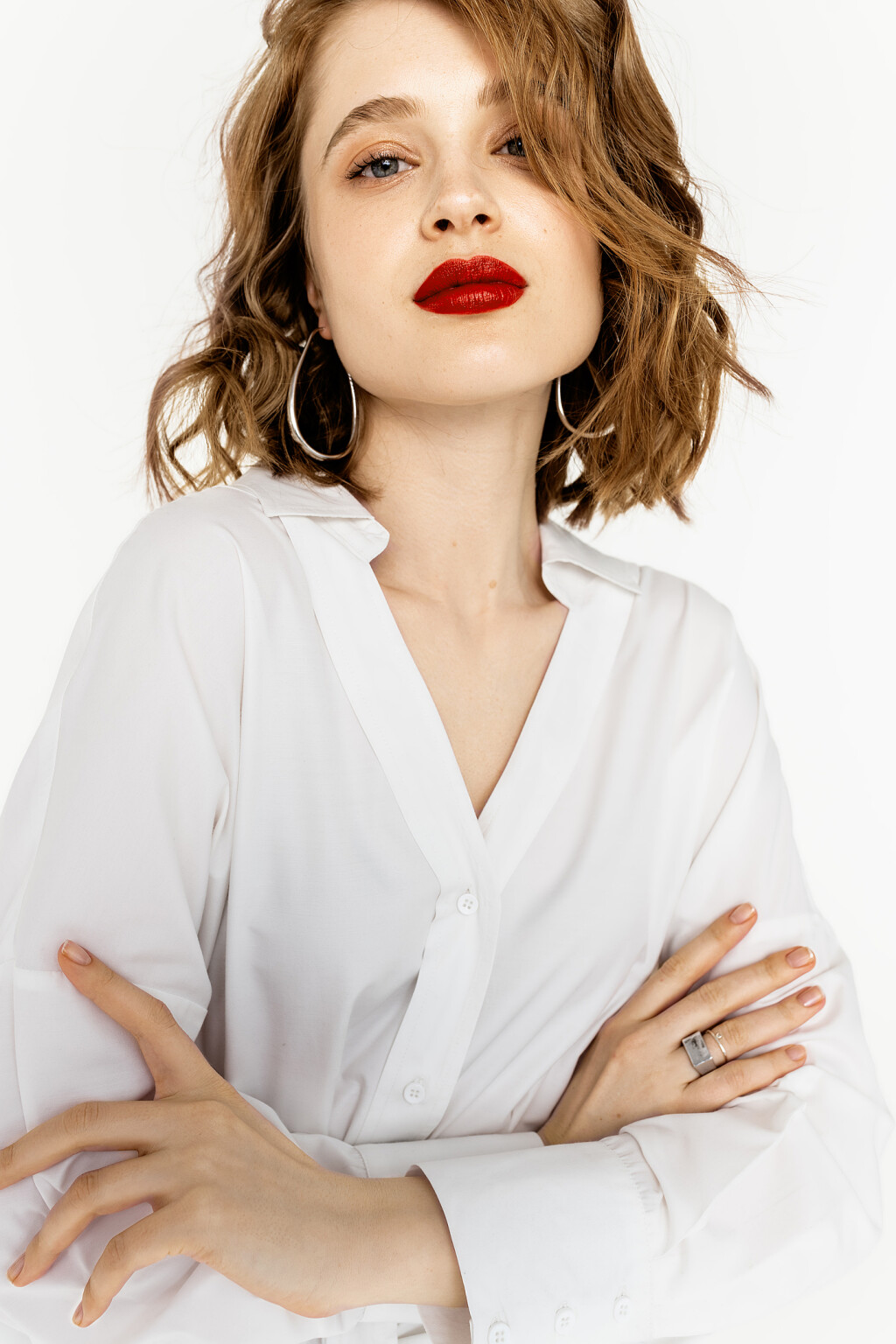 рубашка oversize с подвернутым нижним краем - цвет белый - 1