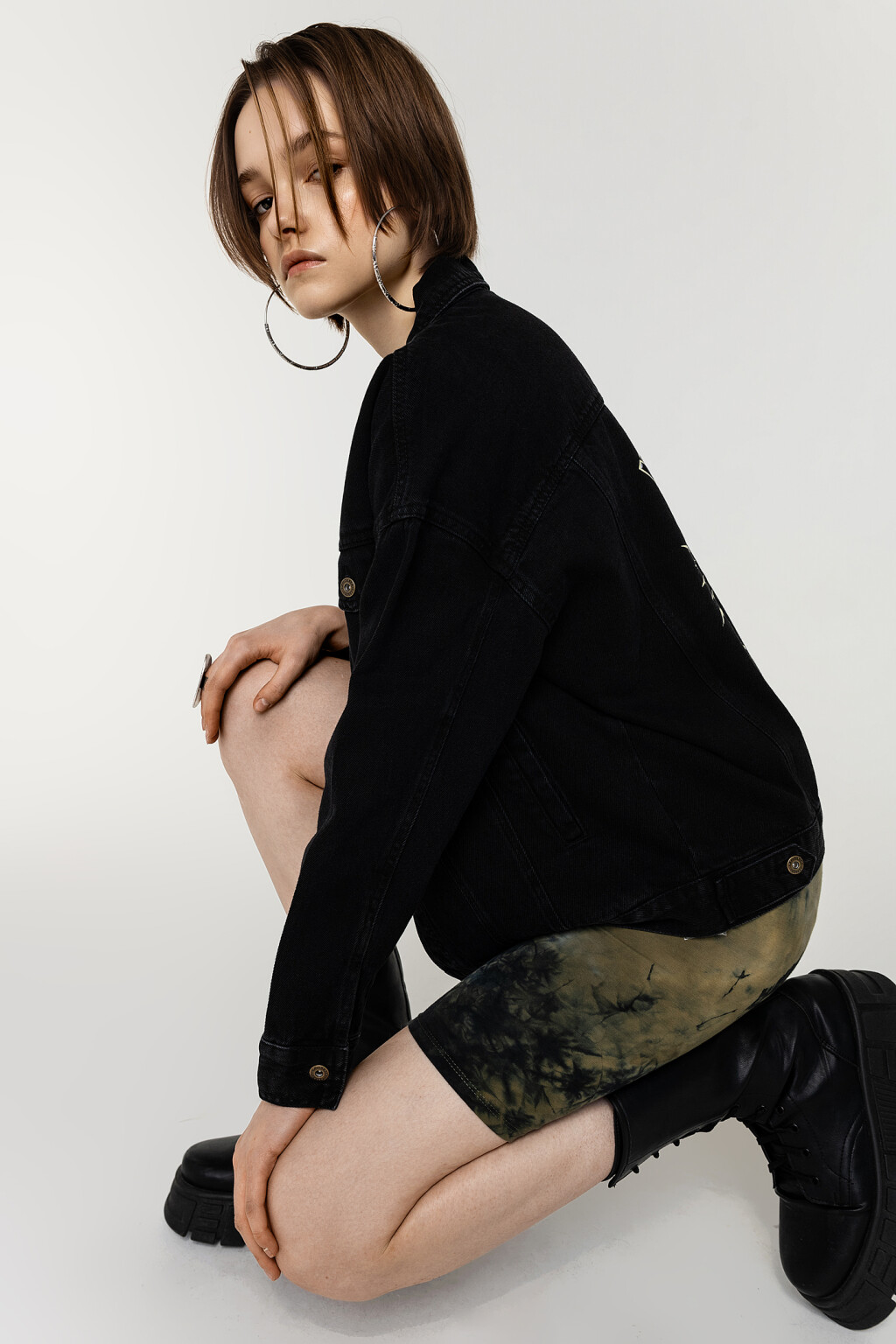 куртка джинсовая женская - цвет черный - 4