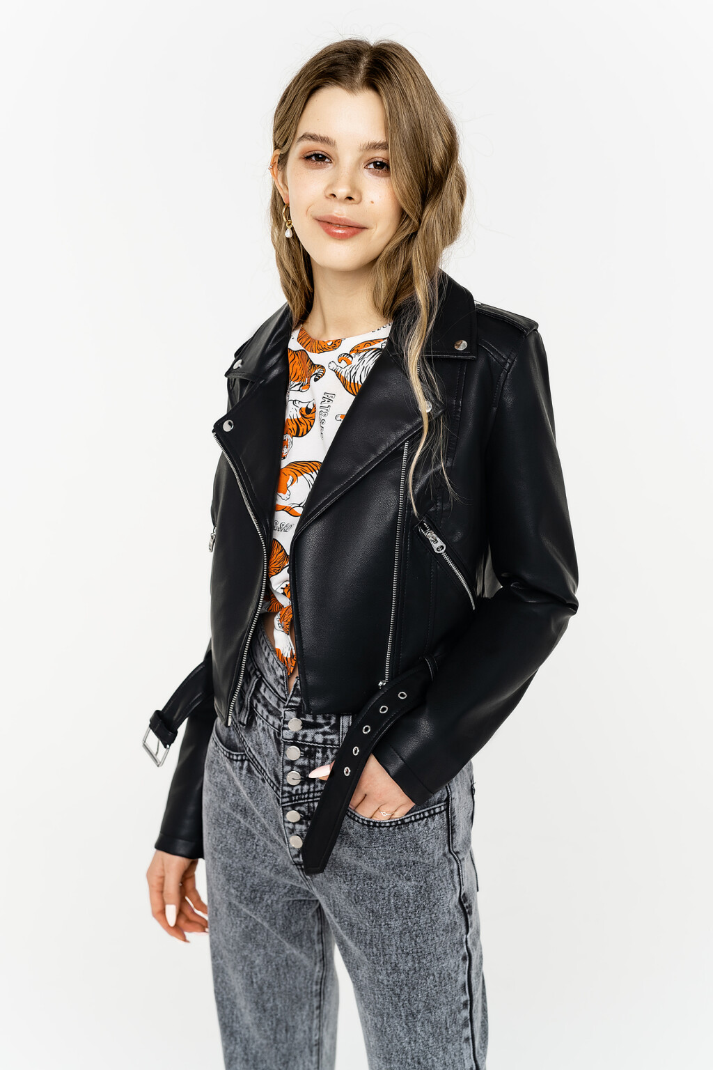 куртка-косуха из экокожи с отложным воротником - цвет черный - 2