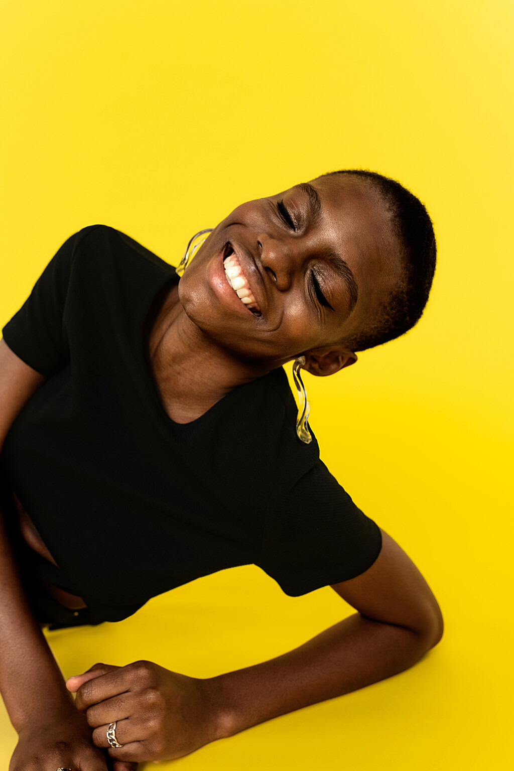 джемпер женский - цвет черный - 2