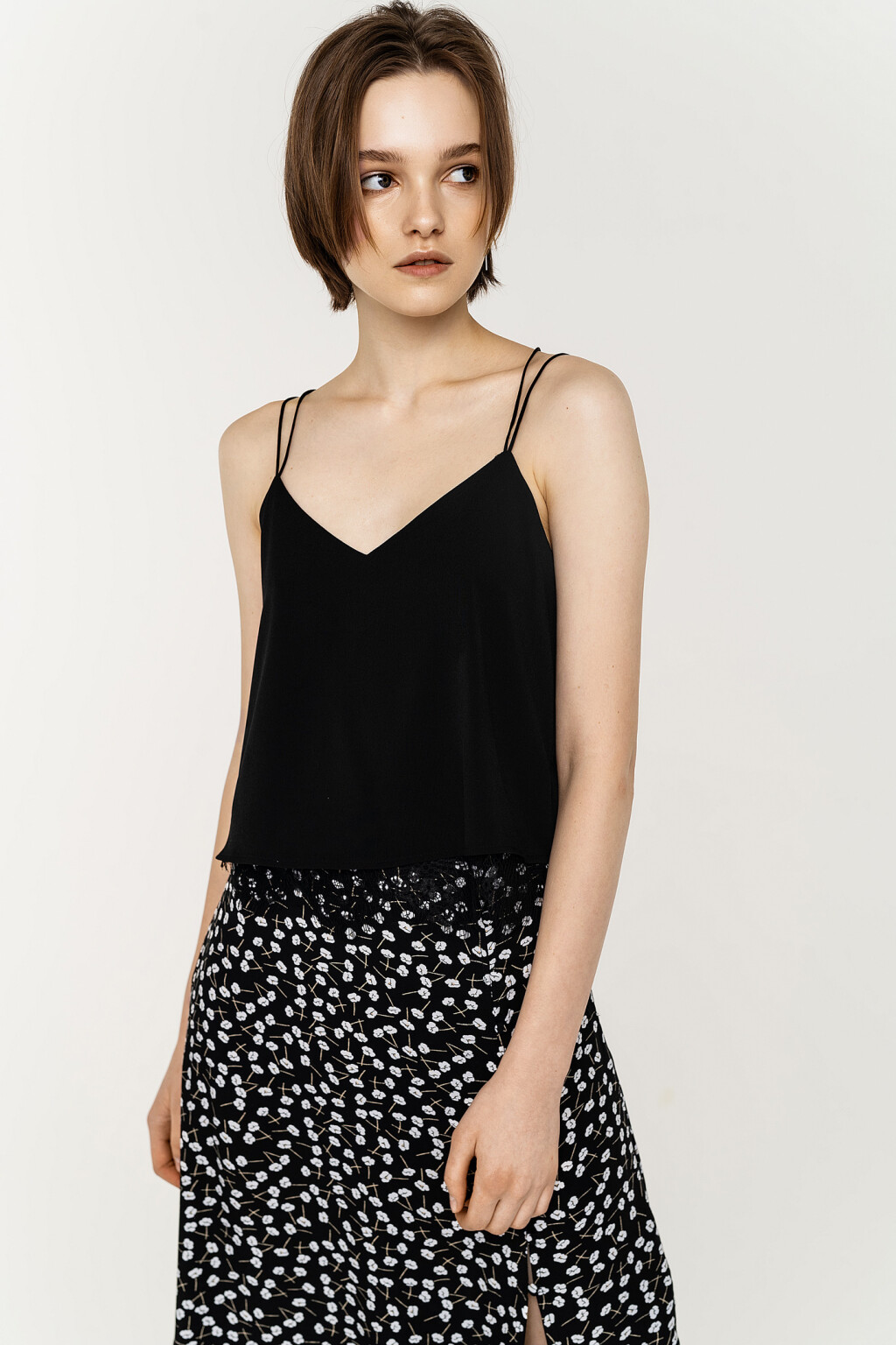 топ в бельевом стиле с двойными тонкими бретелями - цвет черный - 1