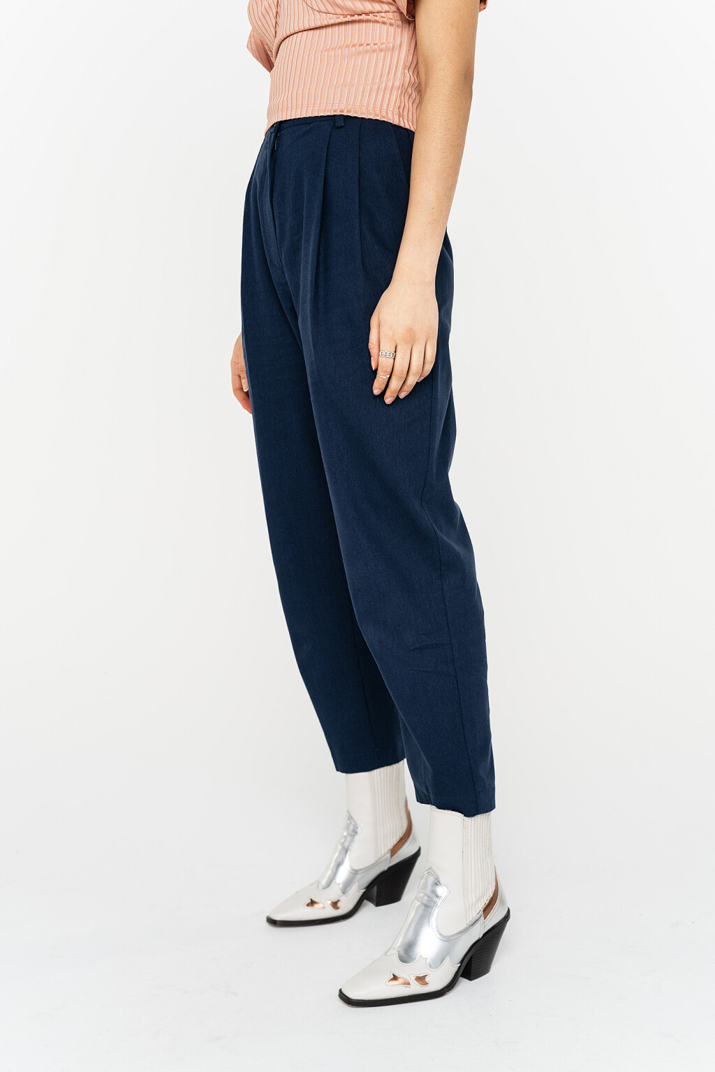 брюки чинос укороченные льняные - цвет зеленый - 2