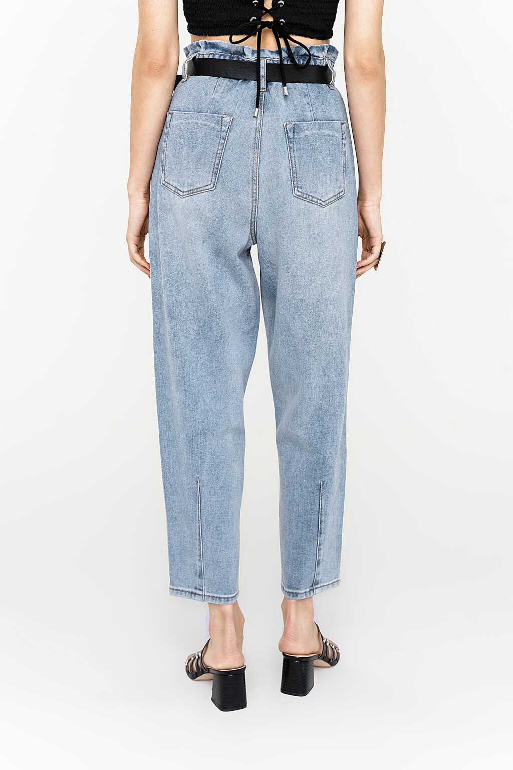 джинсы-бананы укороченные paperbag - цвет голубой - 6