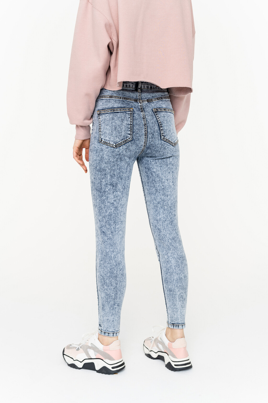джинсы skinny укороченные с высокой посадкой - цвет голубой - 6