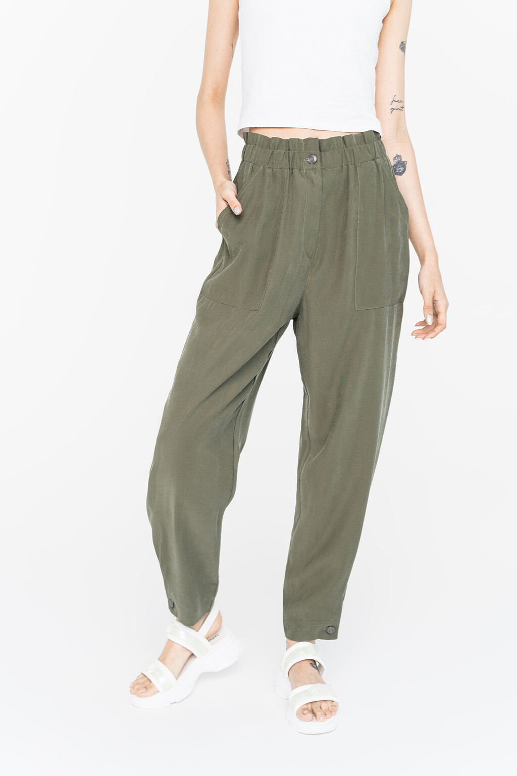 брюки широкие с резинкой на поясе - цвет зеленый - 3