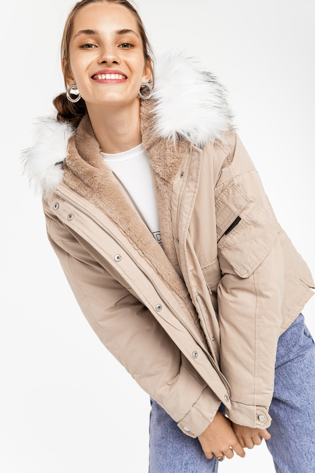 Куртка укороченная с мехом женская. Кожанка с мехом. Куртка укороченная с мехом женская. Куртка монклер с мехом. Куртка укороченная с мехом женская.