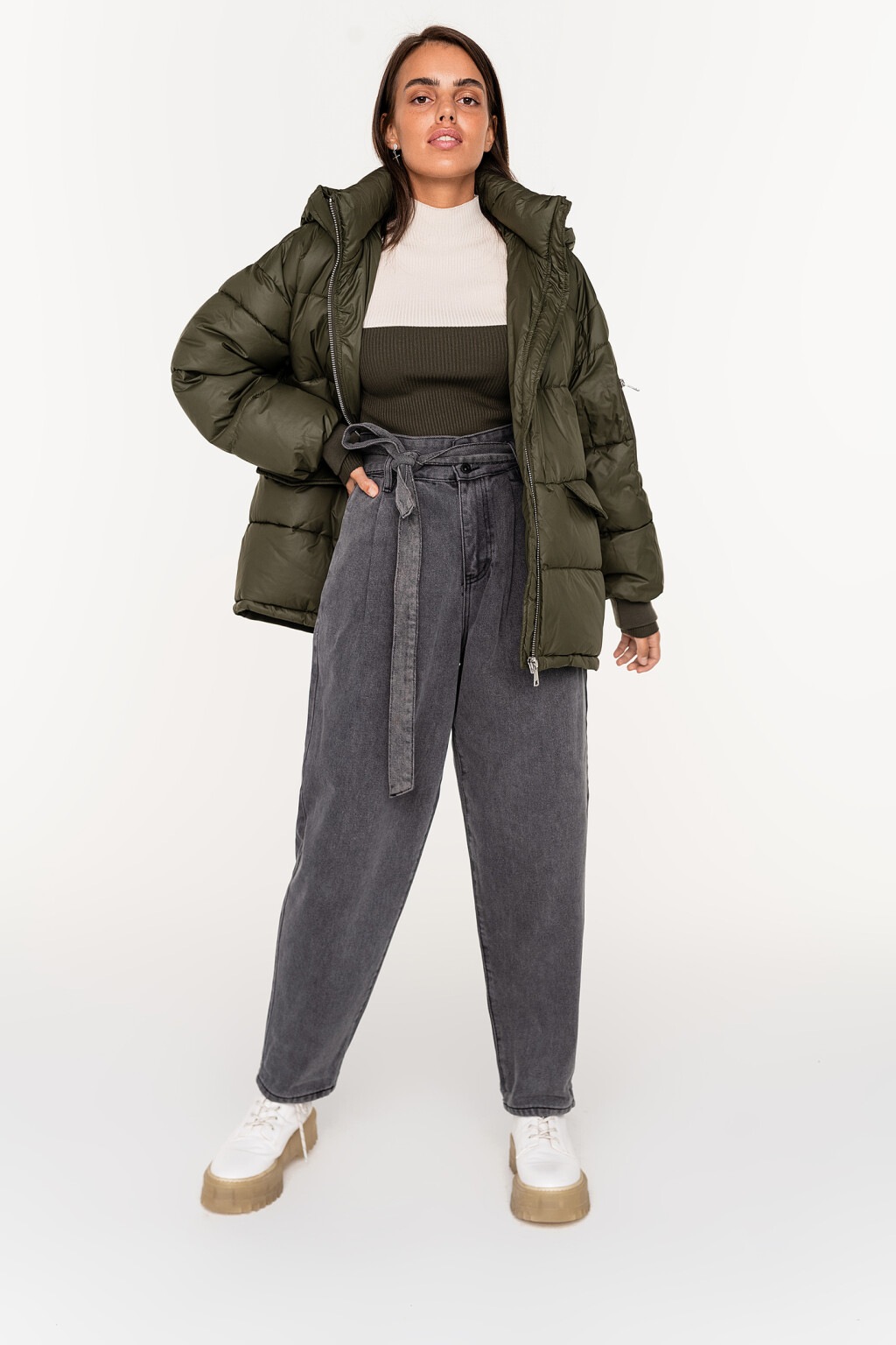 куртка объемная стеганая на утеплителе с капюшоном - цвет зеленый - 4