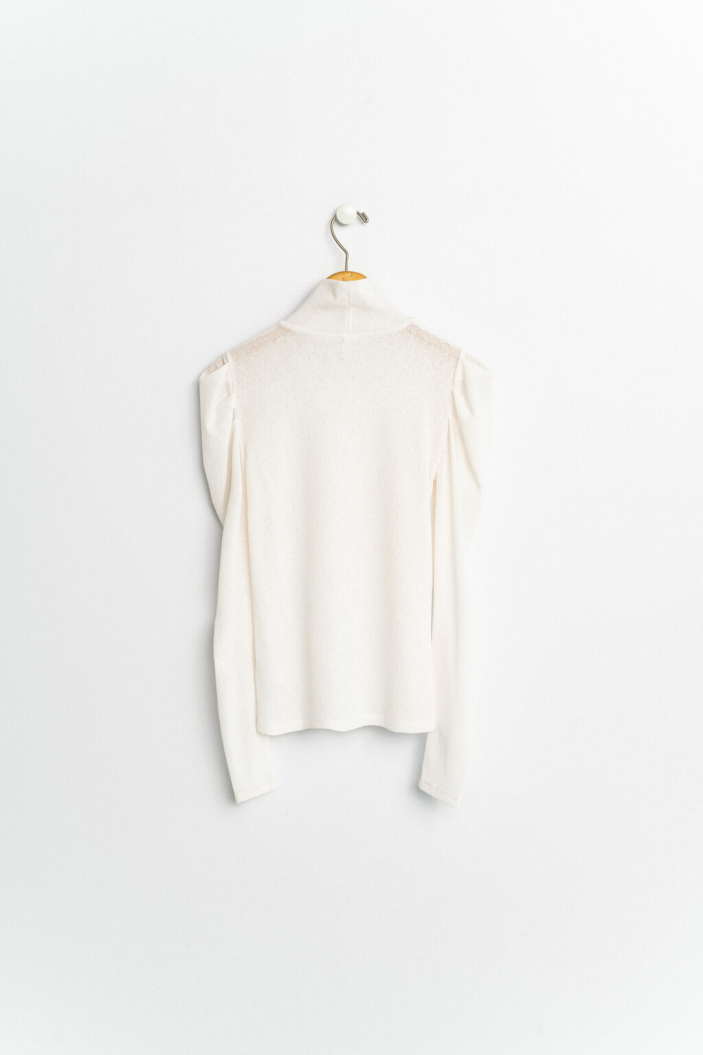 водолазка трикотажная с рукавом-фонариком - цвет белый - 2