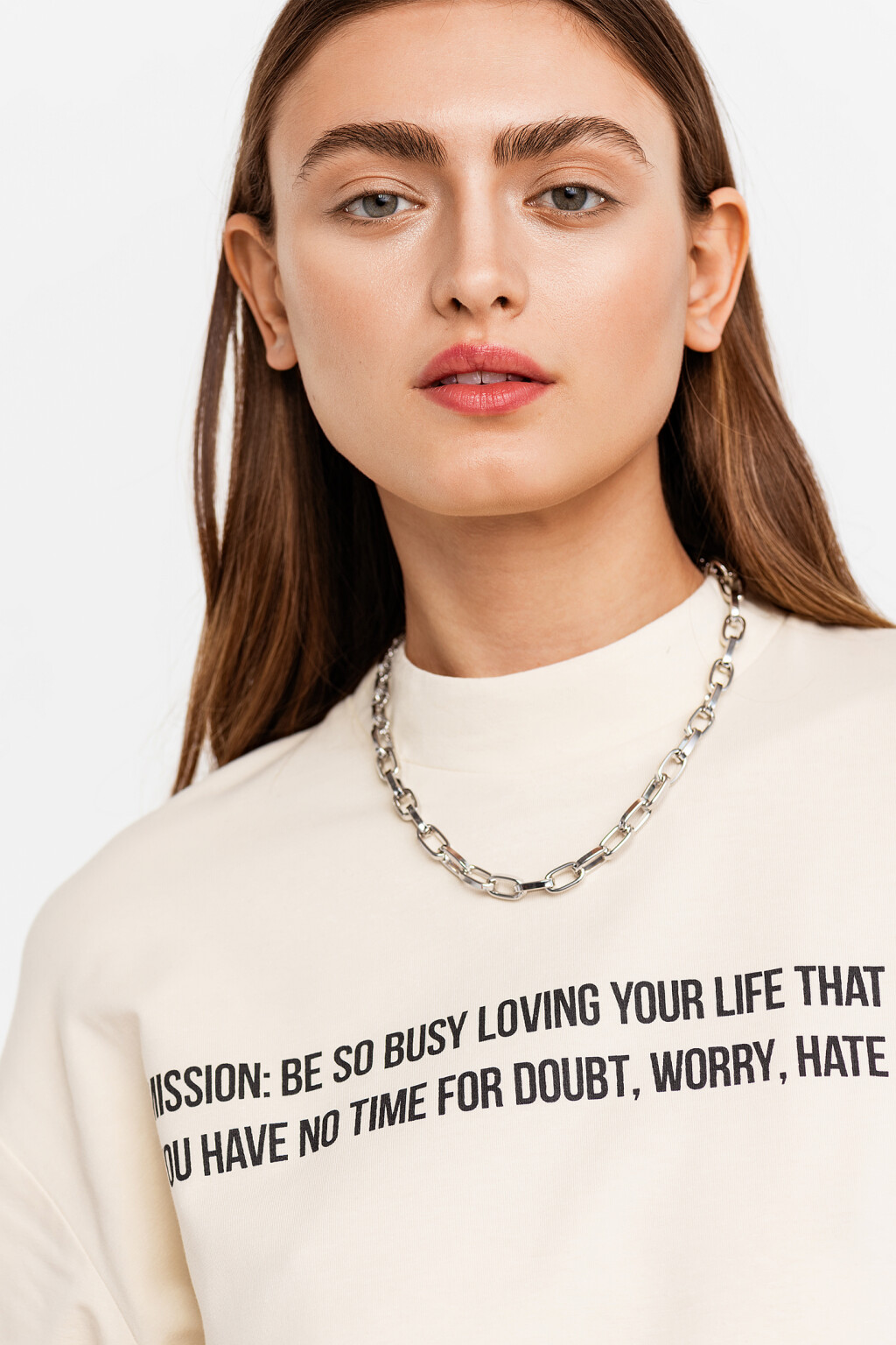 Платье-футболка хлопковое с воротником-стойкой - цвет бежевый - 2