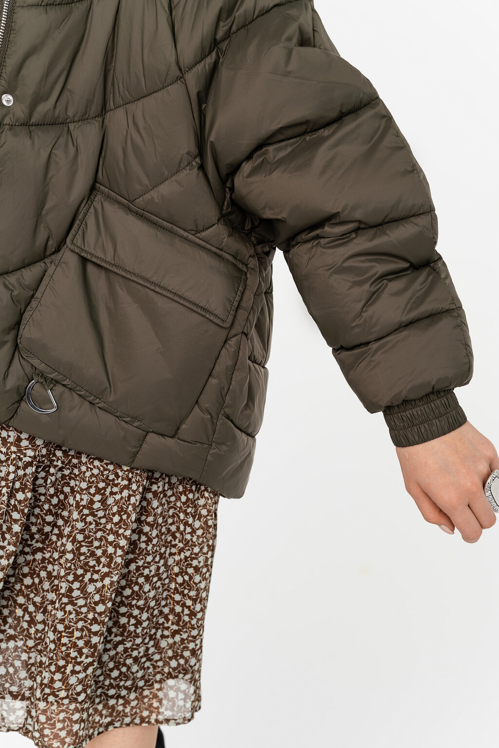 куртка стеганая утепленная с высоким воротом - цвет зеленый - 2
