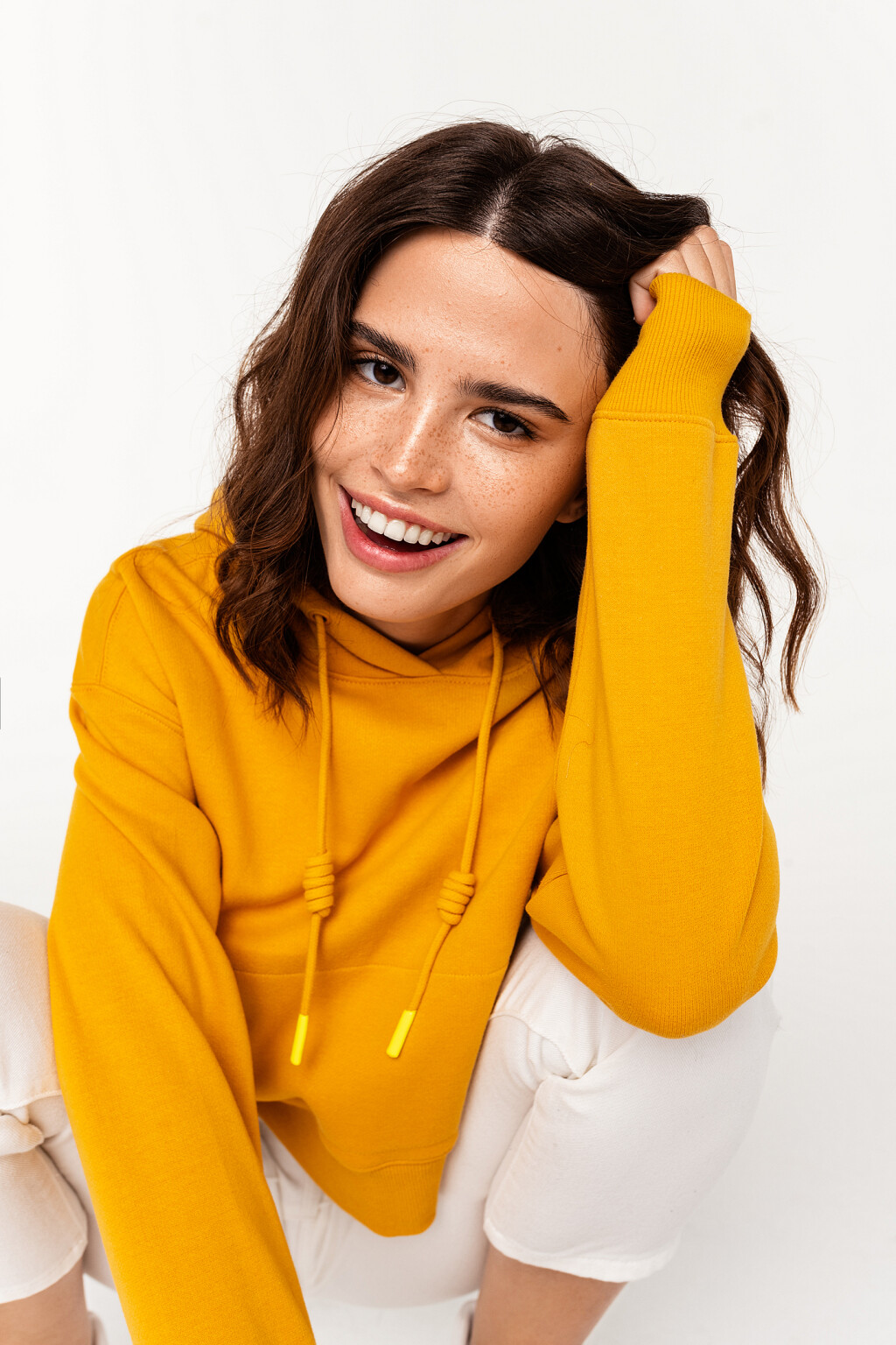 худи укороченная хлопковая - цвет желтый - 4